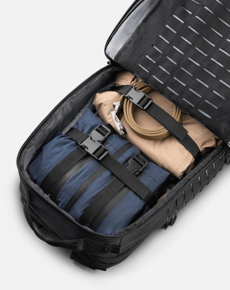 Mochila Tática Giant PRO - 72H 42L a 55L